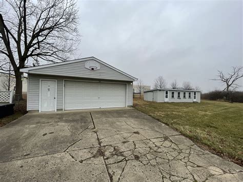 5212 W 300 N Greenfield In 46140 Mls 21958671 Redfin