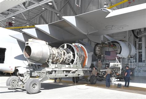 DVIDS - Images - 735th AMS performs rare en route C-17 engine change ...