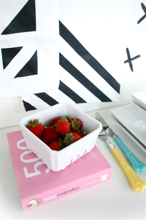 DIY Geometric Table Linens | Sugar & Cloth DIY Home Decor