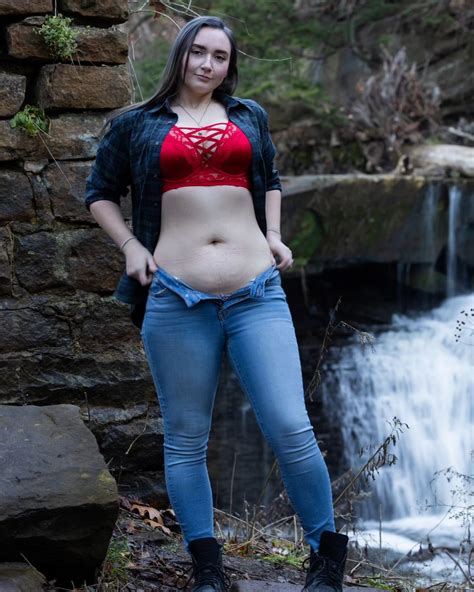 Hello! Does anyone have any Laurie Mane's content from onlyfans? If you