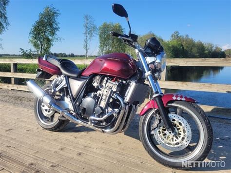 Honda Cb Super Four Cm Kauhajoki Moottoripy R