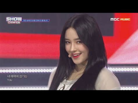 Official Mbm MOMOLAND I M So Hot ShowChampion EP Released WowKorea