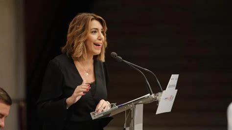 Susana Díaz critica que Juanma Moreno no la haya llamado en los nueve