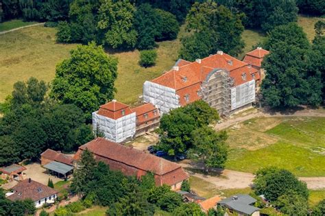 Kummerow Von Oben Geb Ude Und Parkanlagen Des Herrenhauses Schloss