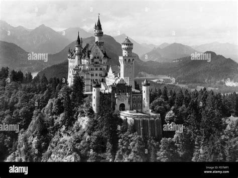 Neuschwanstein Castle before 1945 Stock Photo - Alamy