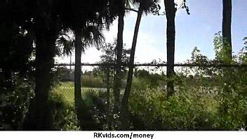 Amateur Has Sex For Some Quick Cash XVIDEOS