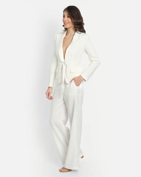 Aggregate 87 Womens White Trouser Suit Best Vn