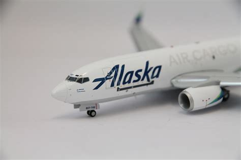 1 200 Alaska Air Cargo B737 700 N627as Gemini200 G2asa1019f Flaps Down Diecast Trading