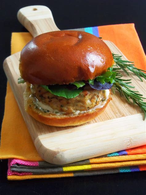 Simply Romanesco Chicken Burgers With Garlic Rosemary Mayonnaise