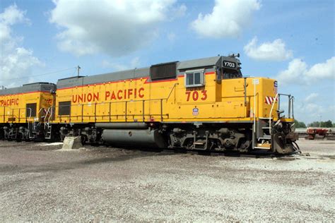 Boone Iowa Union Pacific Railroad Engine Y703 Boone Ya