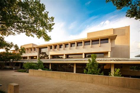 Information for Visitors - Library | The University of Texas at Dallas