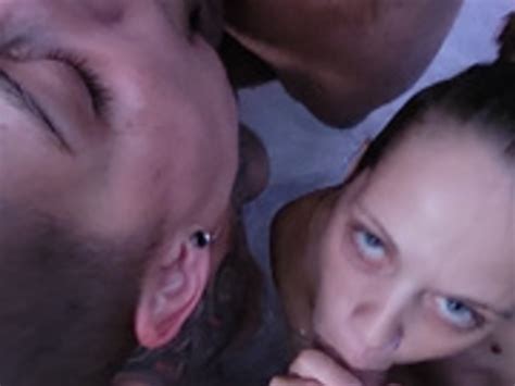 Mrs Mischief Hot Tub Blowjob Swap 4some