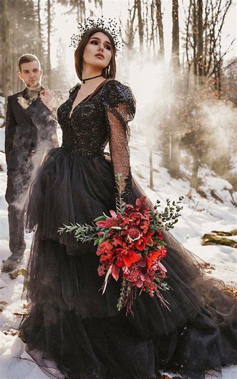 Gothic Wedding Dresses Non Traditional Looks Faqs Artofit