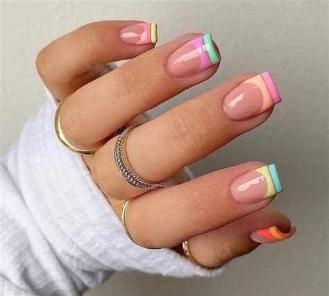 Lindas Ideas Para Una Manicura Francesa En Tonos Pastel