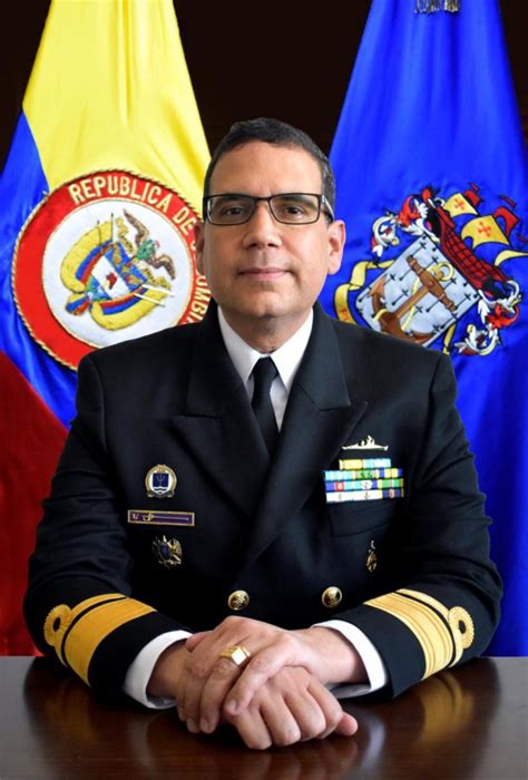 L Nea De Mando Escuela Naval De Suboficiales