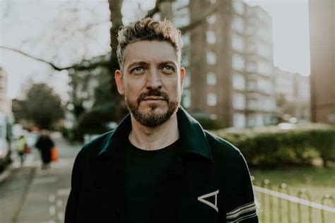 Snow Patrol S Nathan Connolly Announces News Of Uk And Ireland Tour