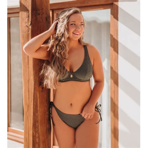 Annadiva Swim Smocky Plunge Bikini Oberteil Olive Annadiva