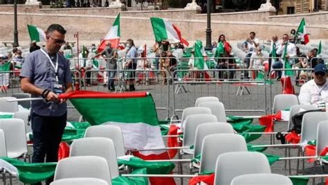 Salvini In Piazza A Roma Per UnItalia Federale E Presidenziale La