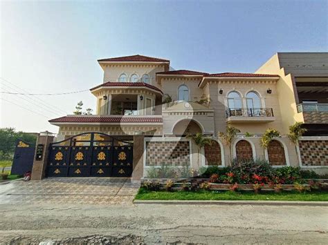 1 Kanal Corner Luxury House For SALE In OPF Housing Scheme OPF Housing