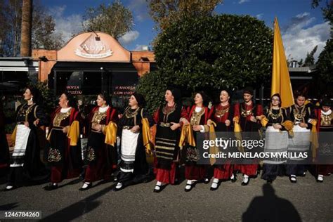 Greek Folk Photos and Premium High Res Pictures - Getty Images