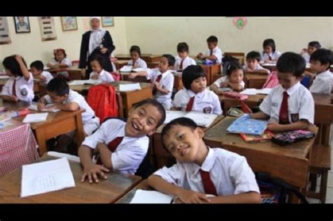 Plus Minus Sekolah Negeri Vs Swasta Orang Tua Dan Siswa Perlu Tahu