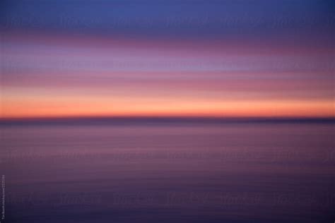 The Blurred Wash Of The Sea S Horizon At Dusk Del Colaborador De