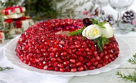 Салат Гранатовый браслет - рецепты, советы по приготовлению - Типичный ...