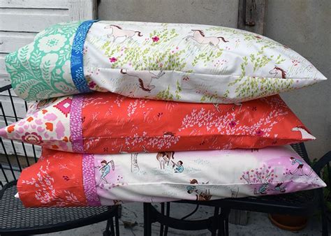 Make This Burrito Pillowcase With One Way Fabric Tutorial Burrito