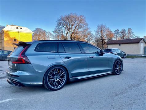 Volvo V60 T8 Polestar Engineered Little Beast 2020 Garaget