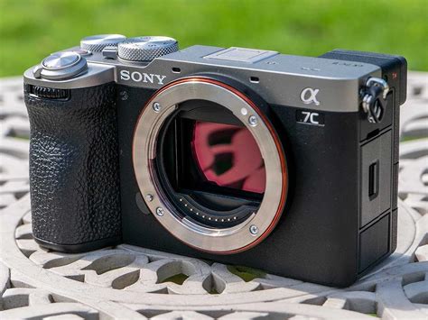 Sony A7C II vs A7 IV, Ini Dia Persamaan & Perbedaannya | DOSS Camera ...
