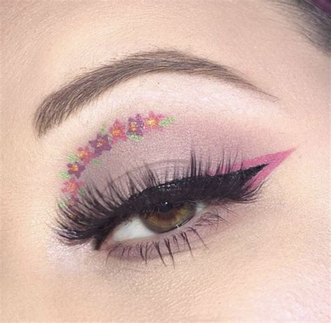 Flower Eye Makeup Eyeshadow Designs Eye Makeup Makeup Looks