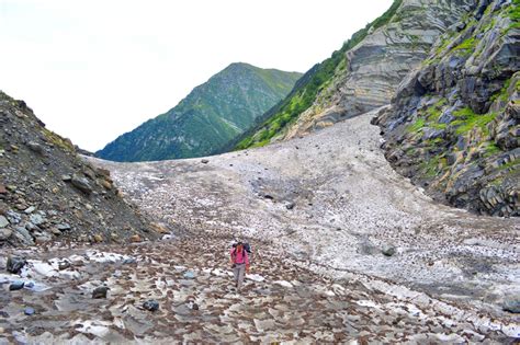 Bara Bhangal Bada Bhangal Village Trek Bir Billing To Manali