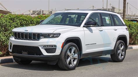 2023 Jeep Grand Cherokee Limited "Beige Interior" | Automax®