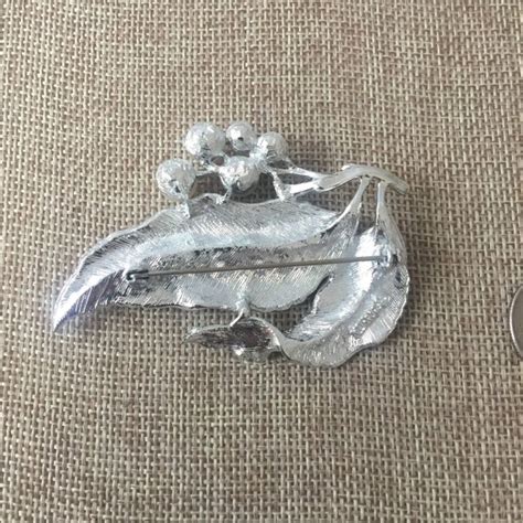 Vintage Sarah Coventry Silver Tone Leaf And Faux Pear Gem