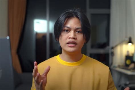 Profil Dan Biodata Agung Hapsah Youtuber Yang Baru Saja Comeback Hot