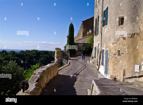 Menerbes An Old Village Of The Luberon In Provence France Stock Photo