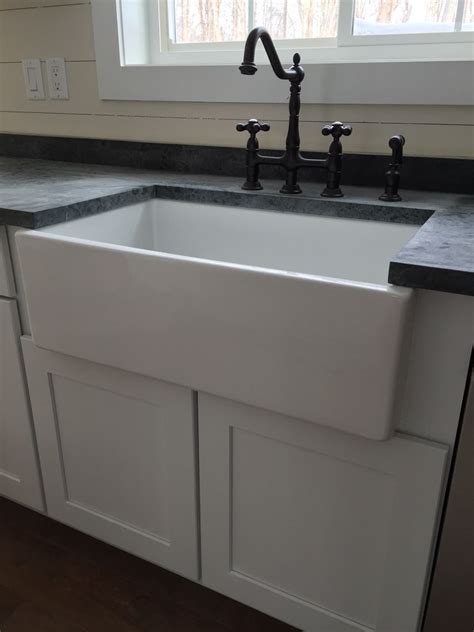 Unique Farmhouse Sink With Backsplash - GeraldPonder