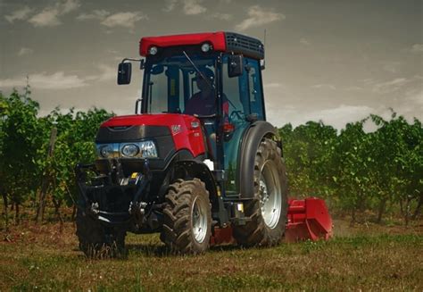 Technische Daten VonCase IH Farmall 80V Hinterrad Traktoren 2023