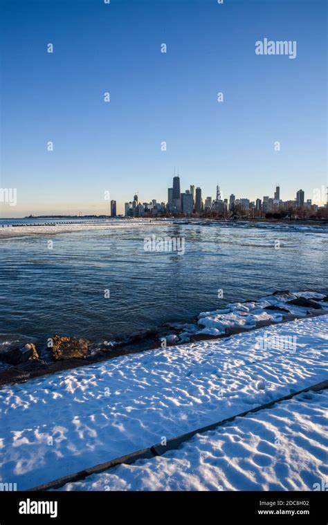 Big city skyline along the waterfront Stock Photo - Alamy