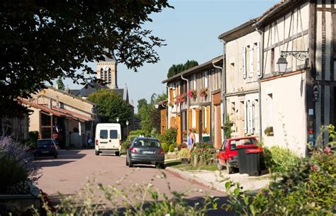 Aire De Stationnement Camping Cars Office De Tourisme Coeur De Lorraine