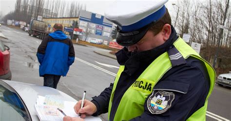 O północy 1 listopada zaczął działać znak B 37 Już odholowują i każą