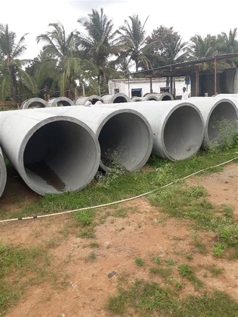 300 Mm To 1200mm Dia RCC Spun Concrete Pipe For Drainage Np2 Np3 Np4