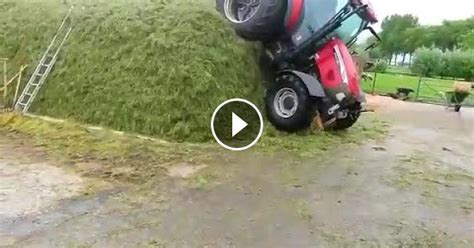 Crazy Tractor Driver