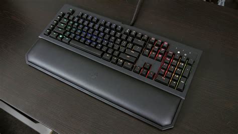 3-Way Mechanical RGB Keyboard Battle Photo Gallery - TechSpot