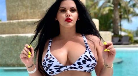 La Pornostar Cubana Angelina Castro Enloquece Las Redes Con Un Bikini Tanga Naranja