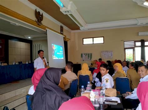 Pelatihan Konvensi Hak Anak KHA Bagi Guru Sekolah Dasar SD Dan