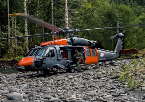 Força Aérea Portuguesa compra Helicopteros UH60 Black Hawk para combate