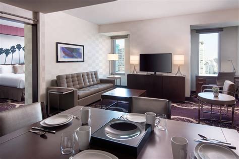 Downtown Los Angeles Hotel with Kitchen | Residence Inn Los Angeles L.A ...