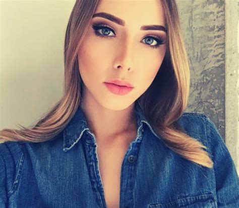 Whitney Scott Mathers Wiki [Eminem Daughter], Age, Height, Boyfriend