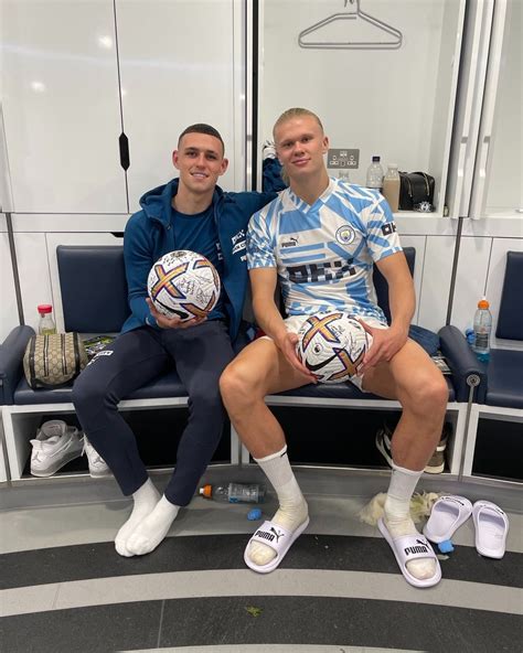 Erling Haaland And Phil Foden FINALLY Get A Ball Each After Man City